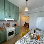 Daire Cosy With Sea View Close To The