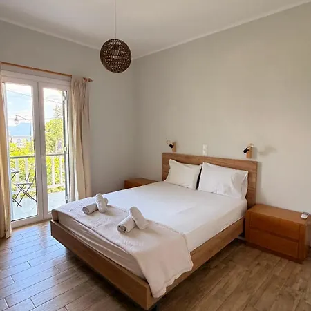 Cosy With Sea View Close To The