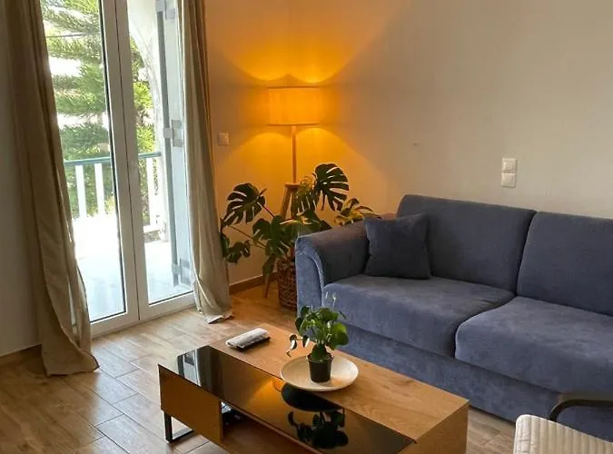 Cosy With Sea View Close To The