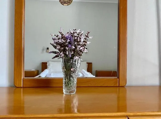 Cosy With Sea View Close To The Апартаменты *